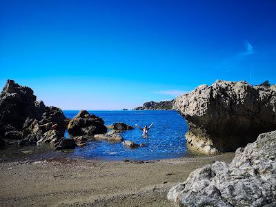 Sandee - Spiaggia Tre Pietracce