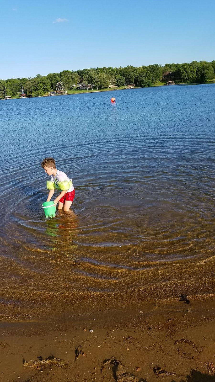 Sandee Marseilles, Lac