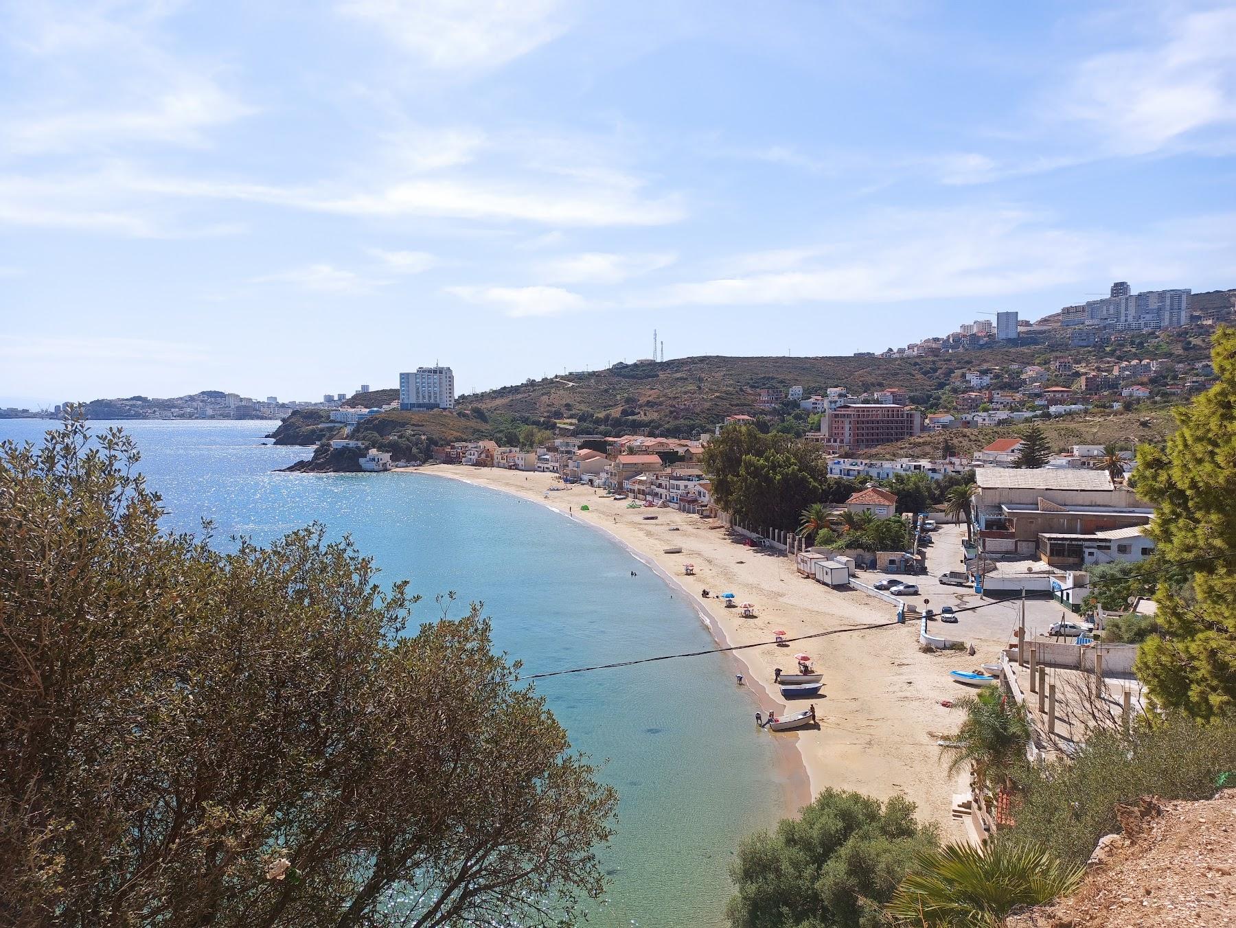 Sandee Tosh Beach