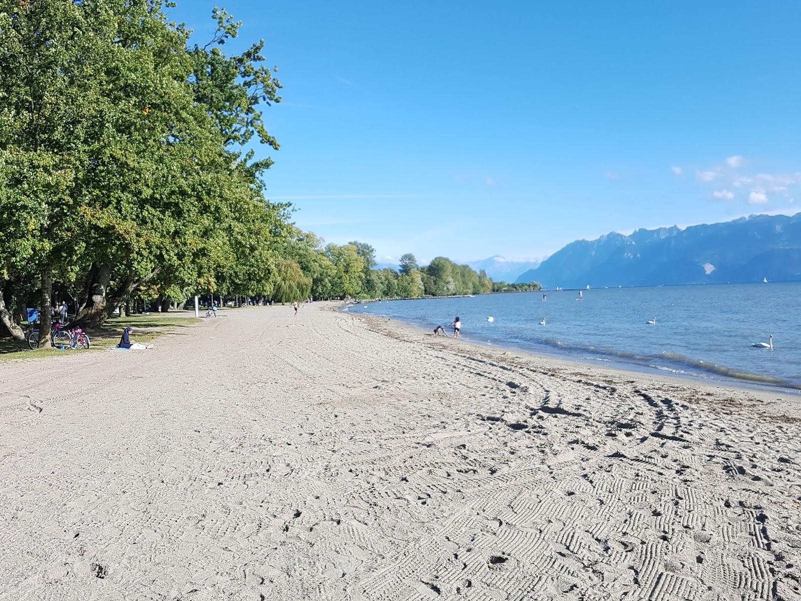 Sandee Vidy-Bourget Beach