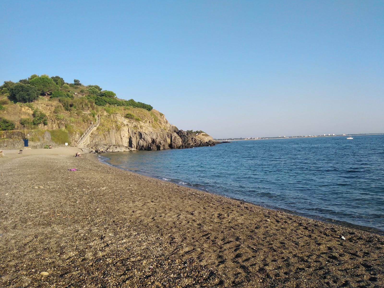 Sandee Ouille Beach