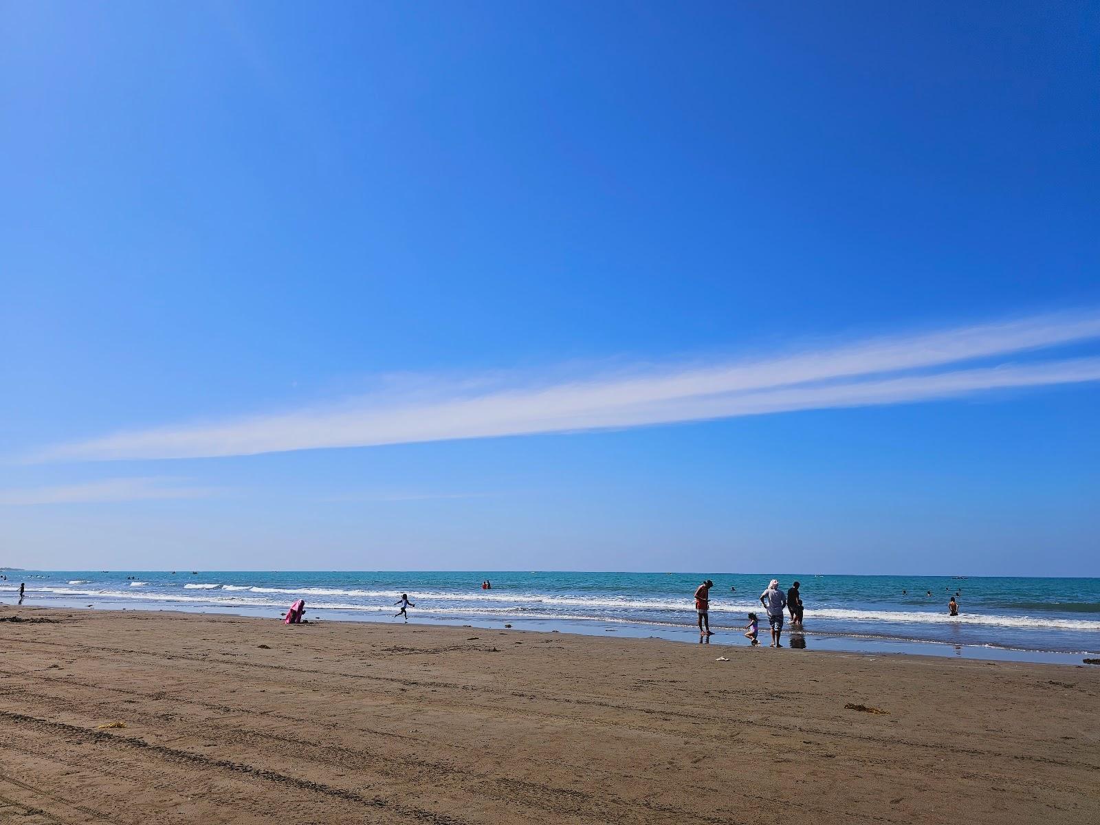 Sandee Bauang Beach Photo