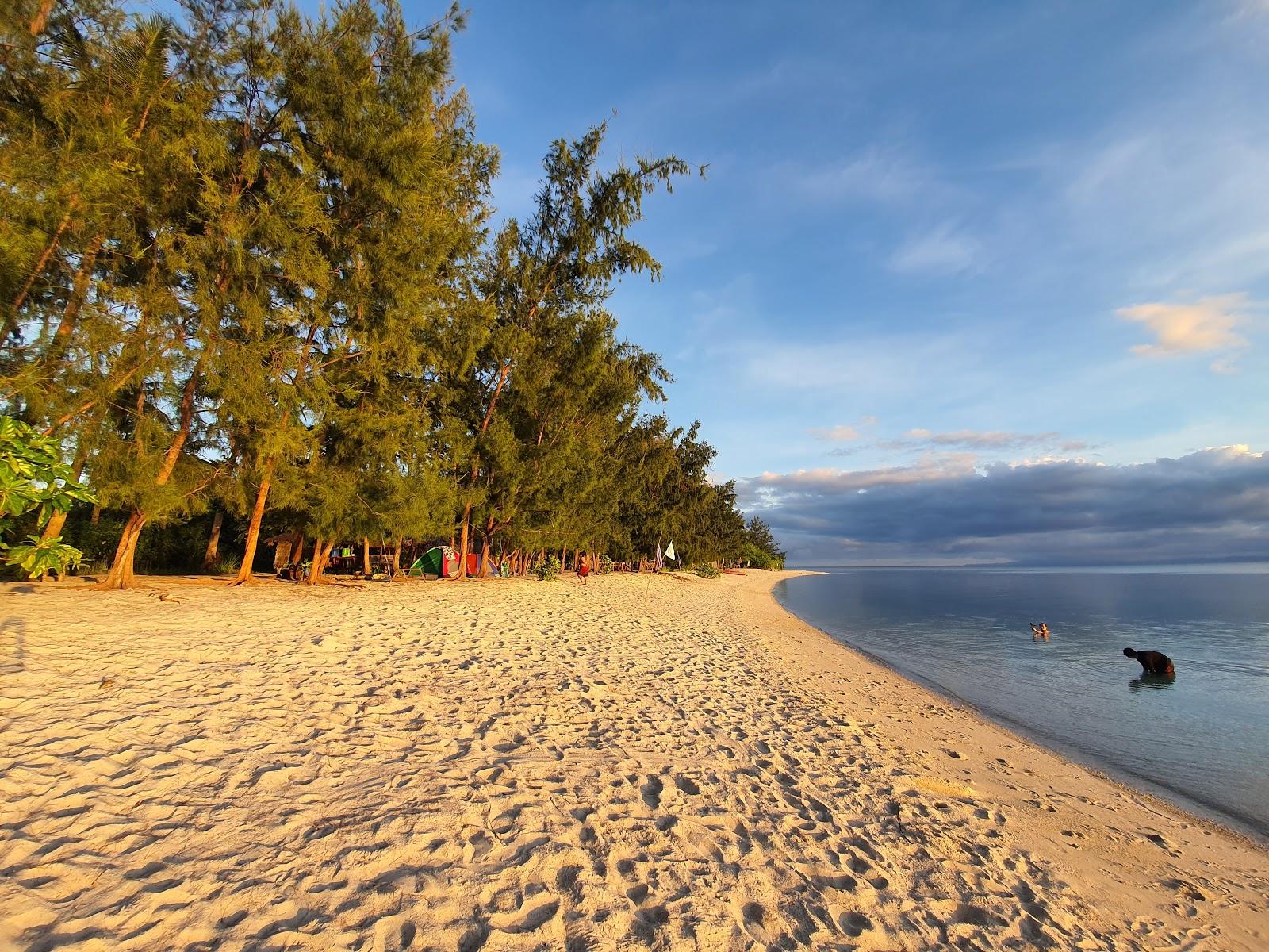 Sandee Dampalitan Beach