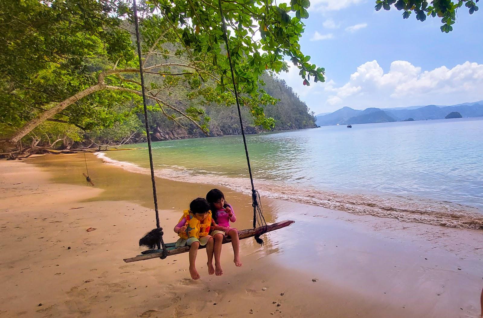 Sandee Sarebo Beach
