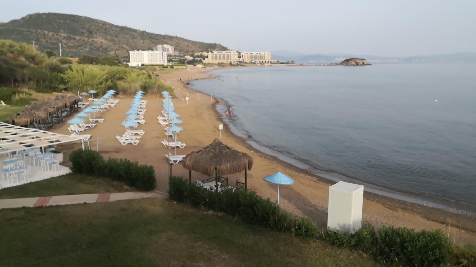 Sandee Paradise Park Hotel Beach