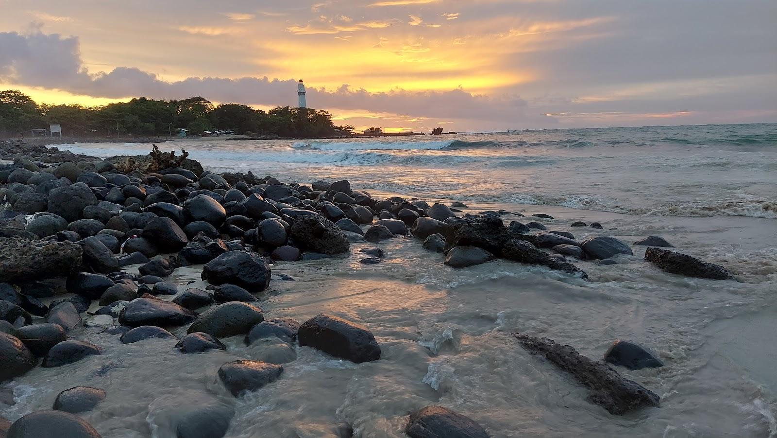 Sandee Santolo Beach Photo