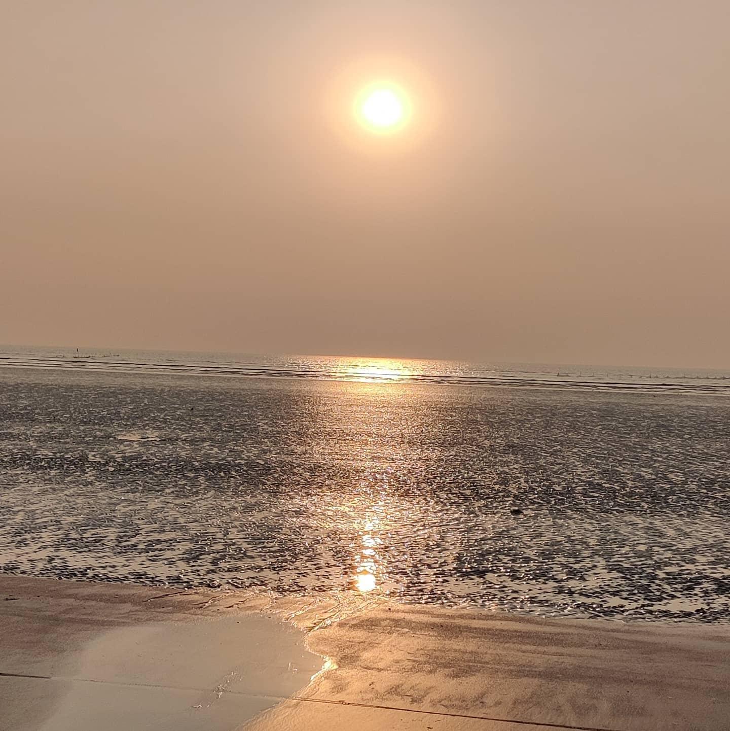 Sandee Chinchani Beach
