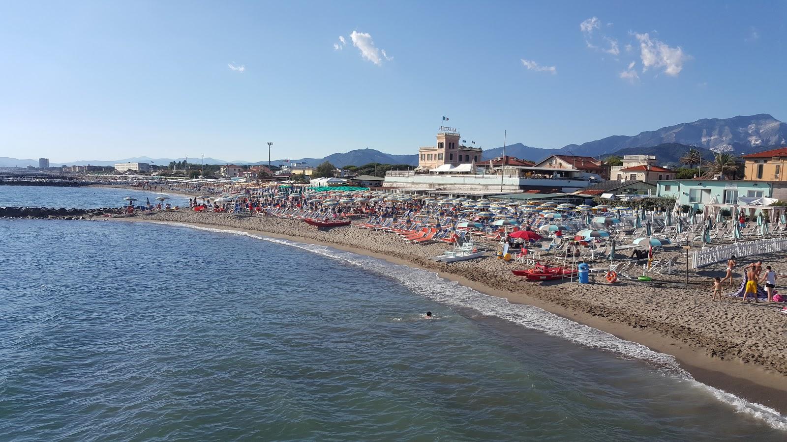 Sandee Marina Di Massa