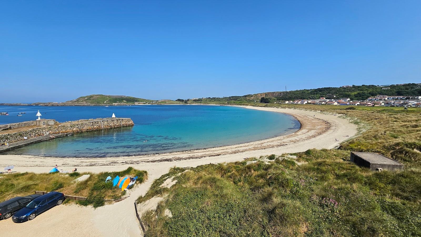 Sandee Braye Beach