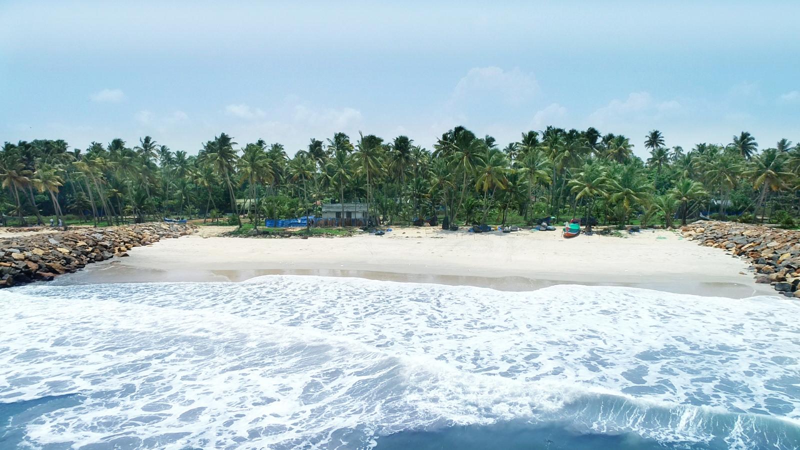 Sandee Cresta Beach Arthai Photo