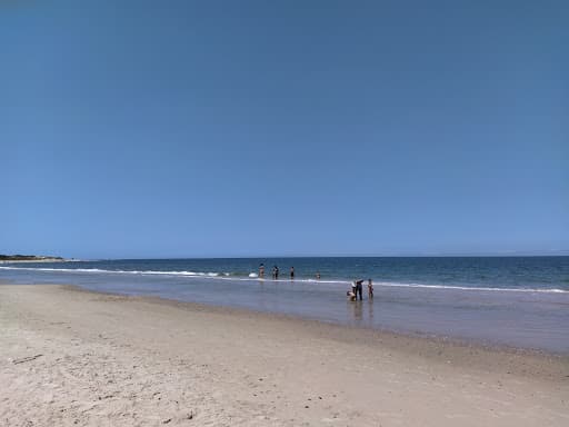 Sandee - Balneario La Tuna Beach