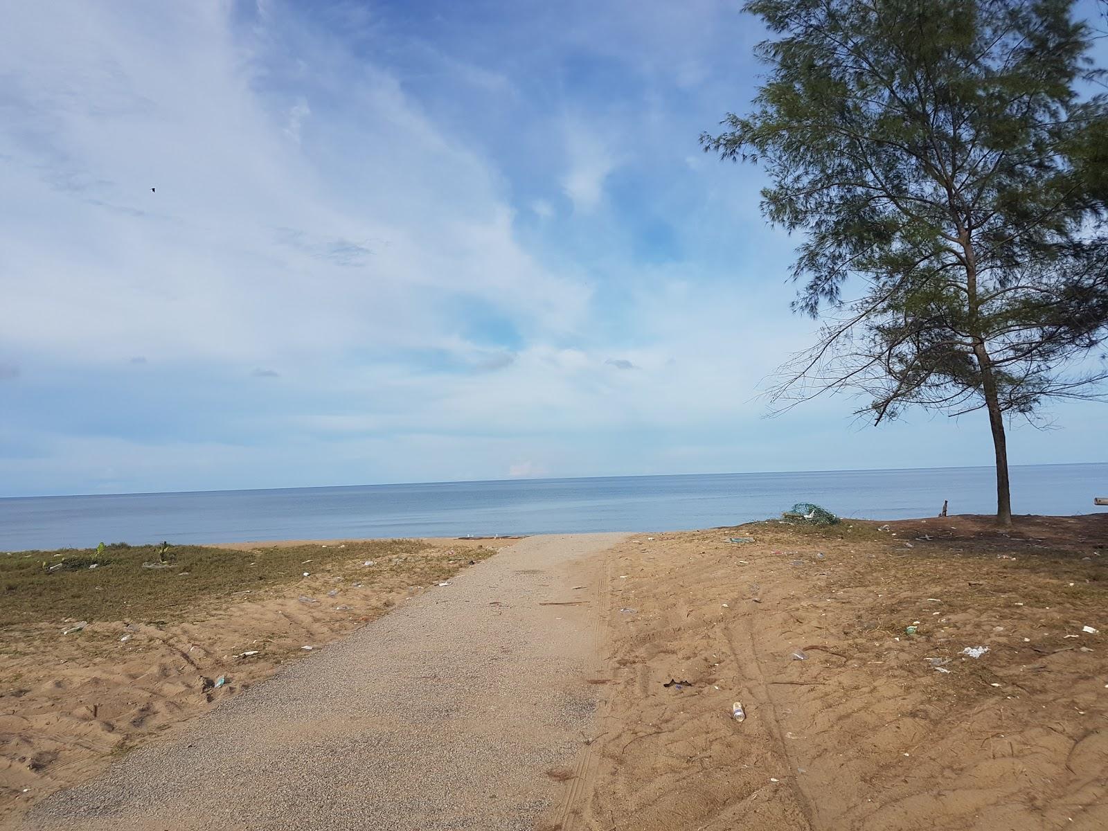 Sandee Nenasi Beach