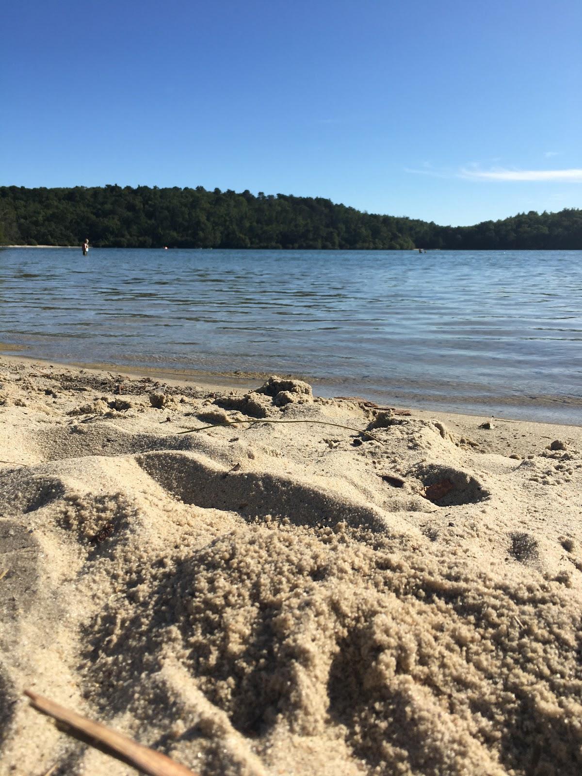 Sandee Cliff Pond