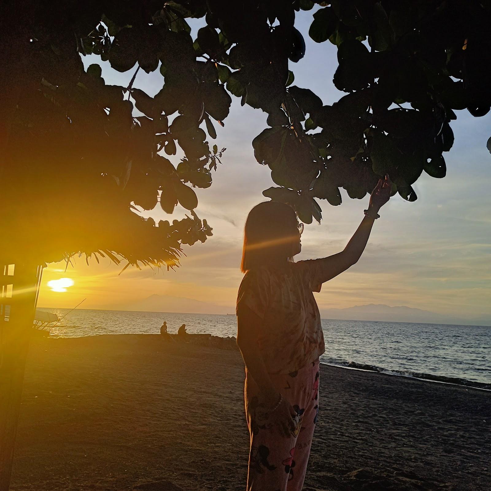 Sandee Owakiki, Beach, Resort