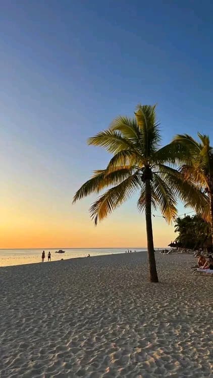 Sandee Victoria Beach Photo