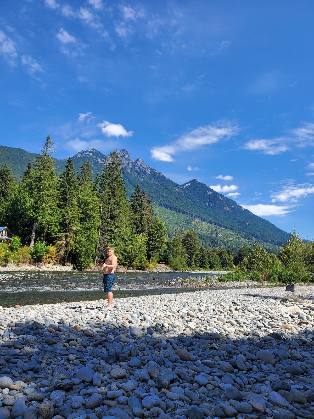 Sandee River's Edge
