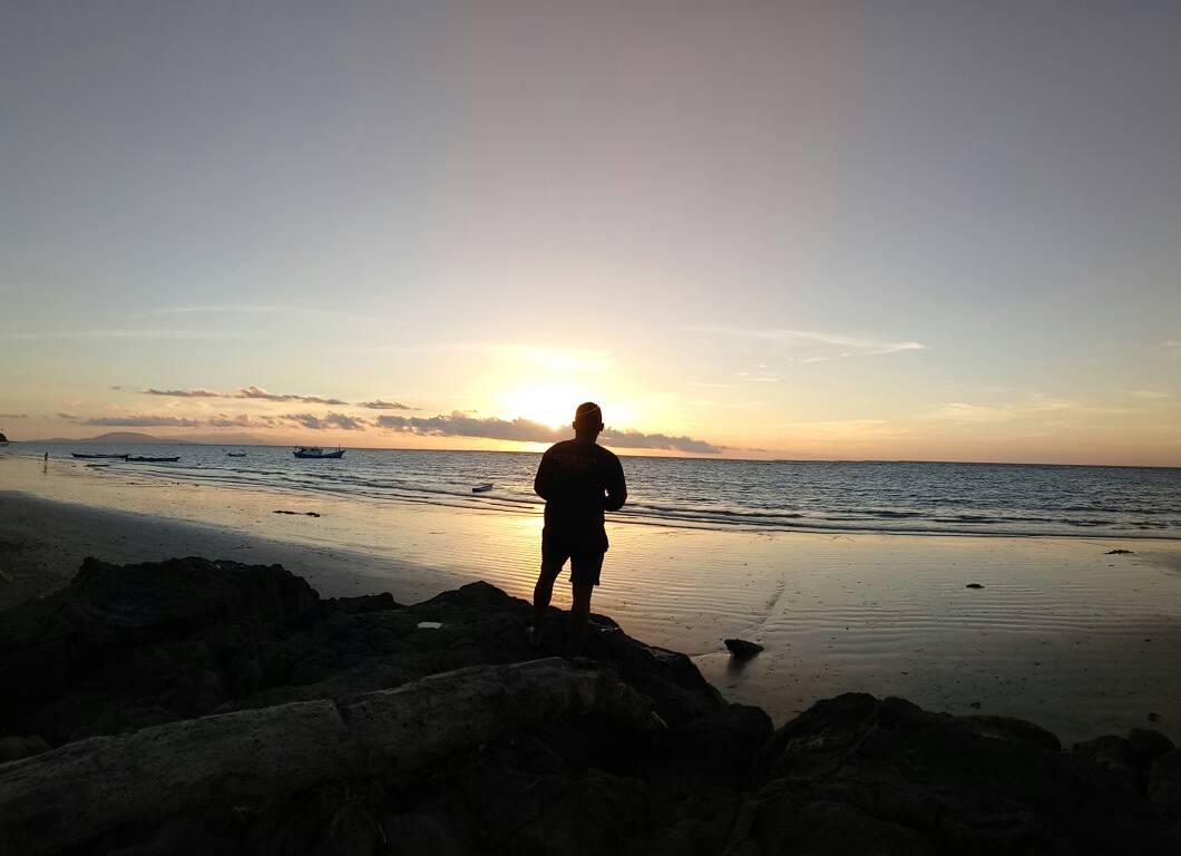 Sandee Biqueli Beach