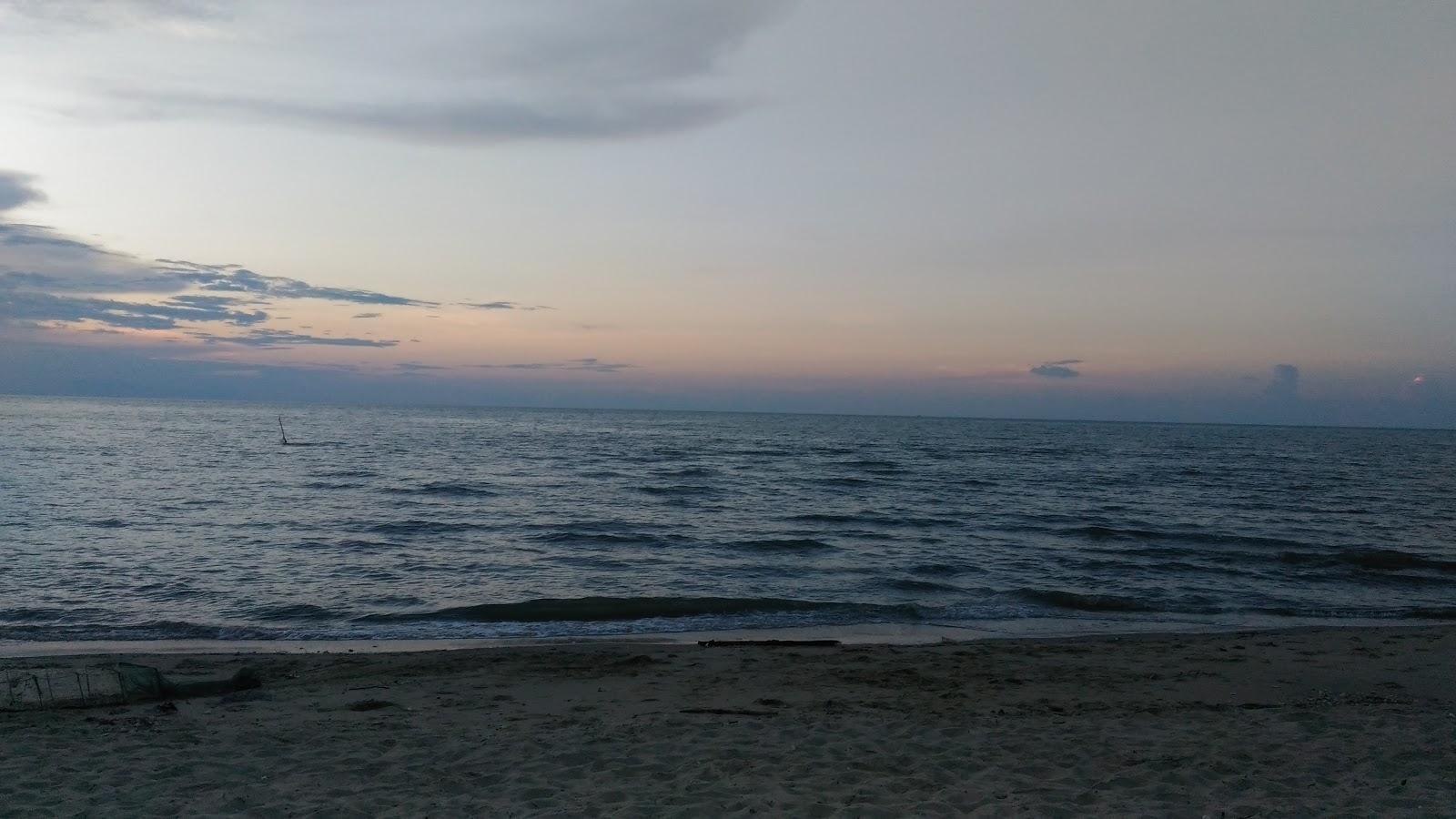 Sandee Ratchadaphisek Beach