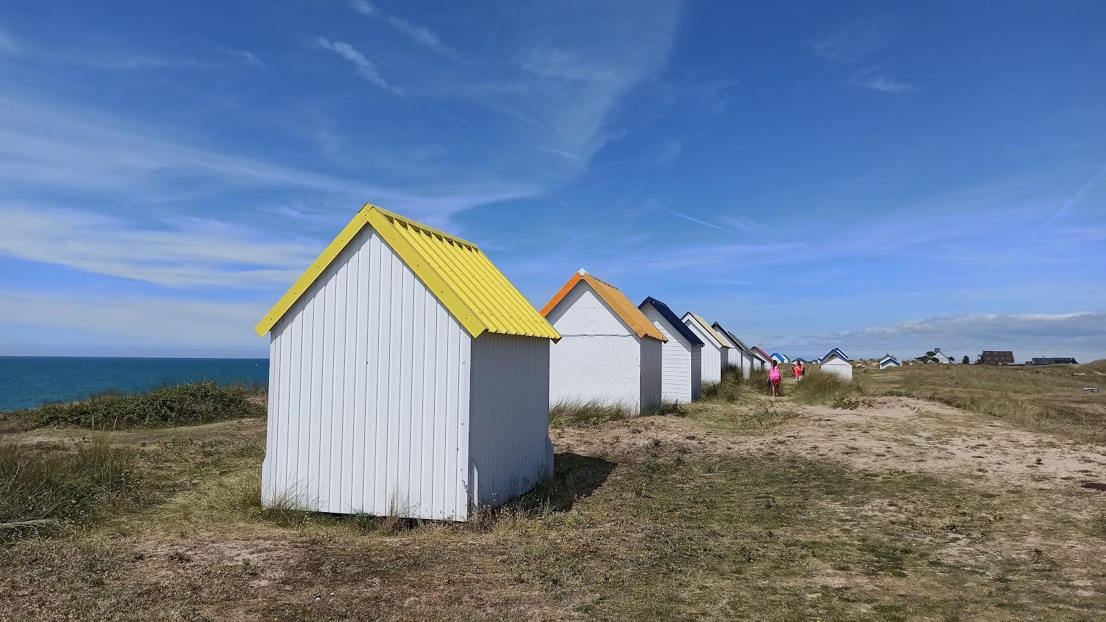 Sandee Cabines De Bains Beach