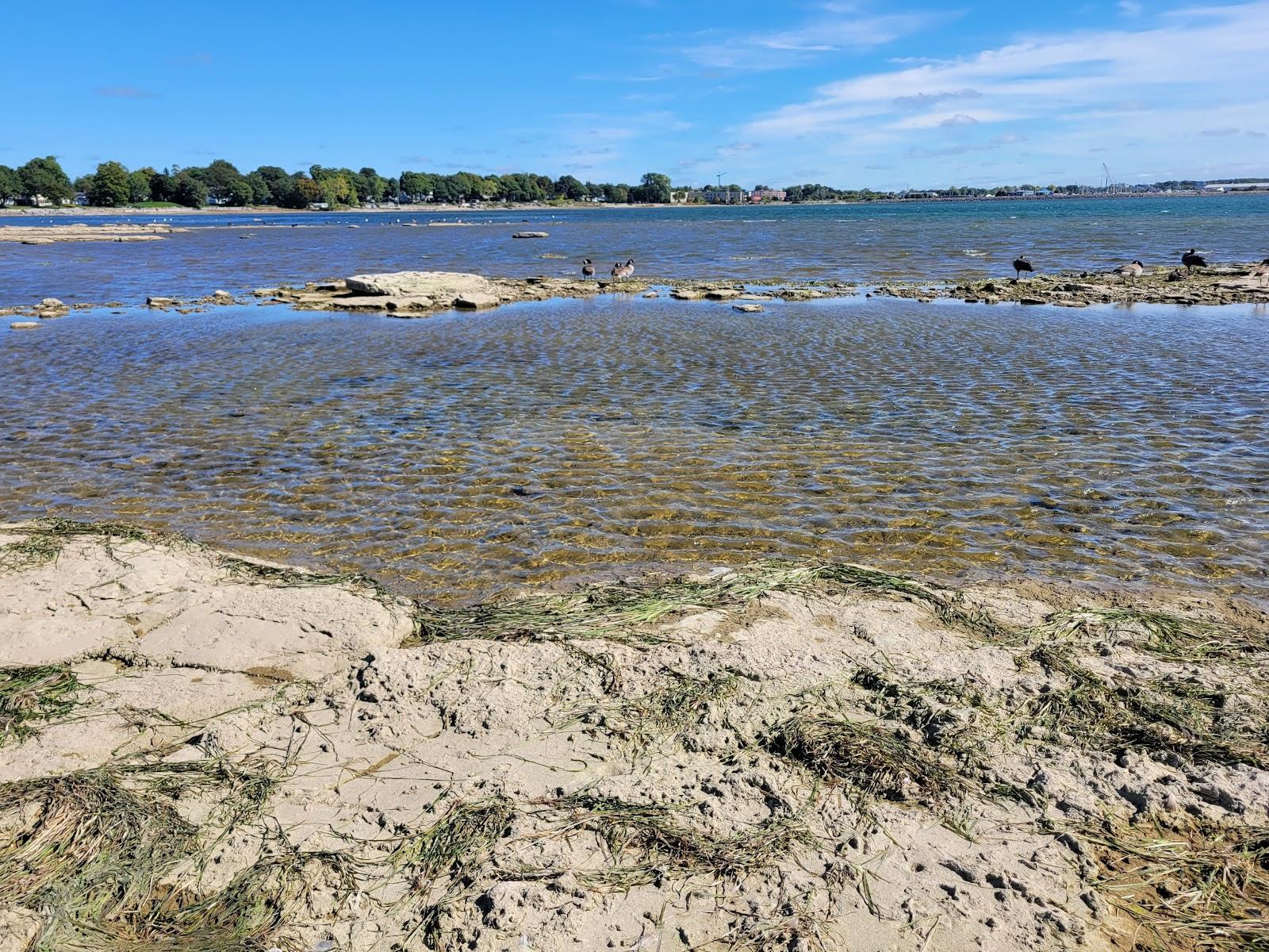 Sandee Gravelly Bay