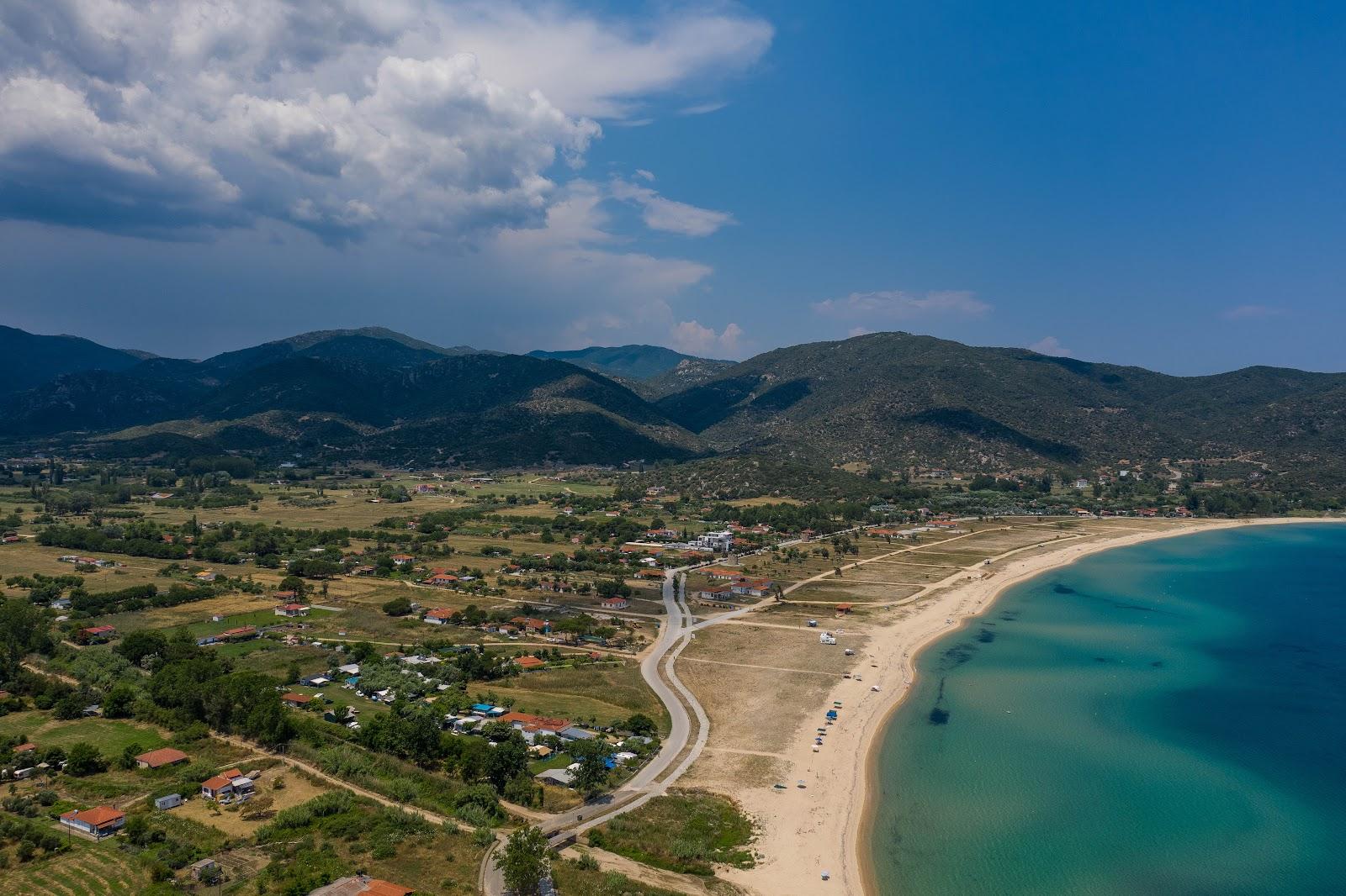 Sandee Sikia Beach Photo