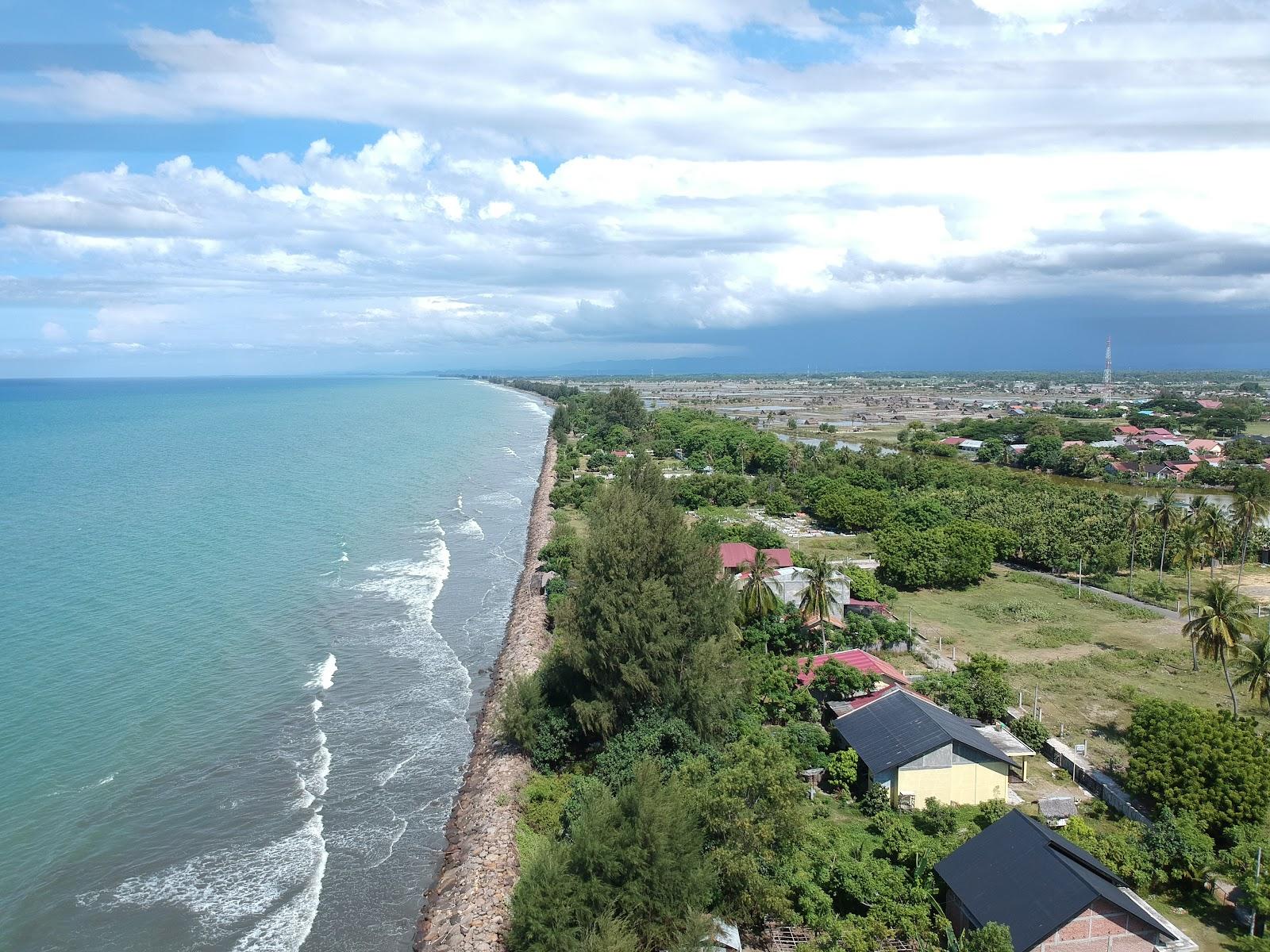 Sandee Laut Pasir Hitam Blang Paseh