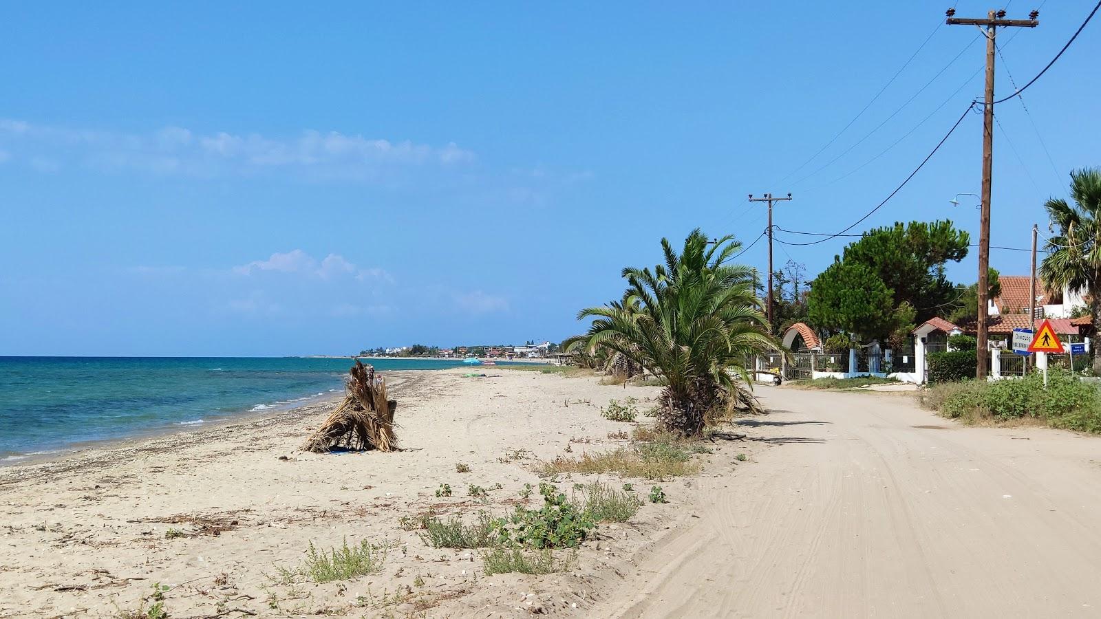 Sandee Triglia Beach