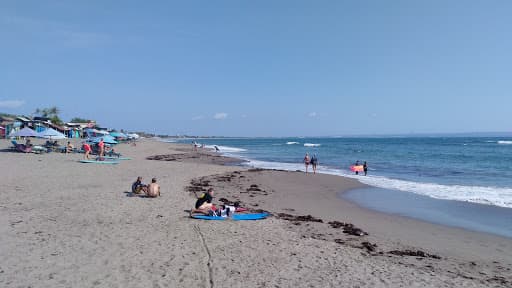 Sandee Pantai Batu Rumah Beach Photo