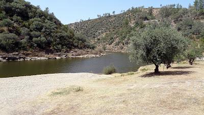 Sandee - Praia Fluvial De Taberna Seca