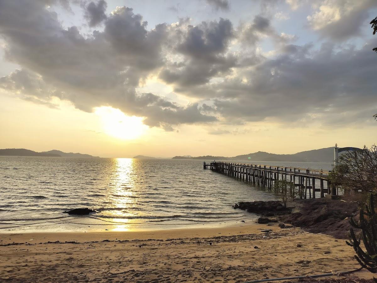 Sandee Chan Damri Beach / Hat Chandamri Photo