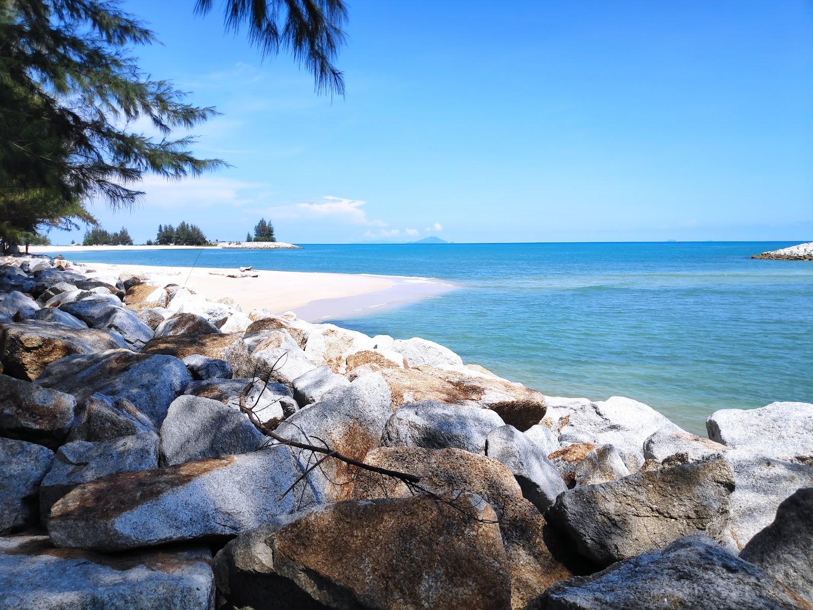 Sandee Pantai Zocket