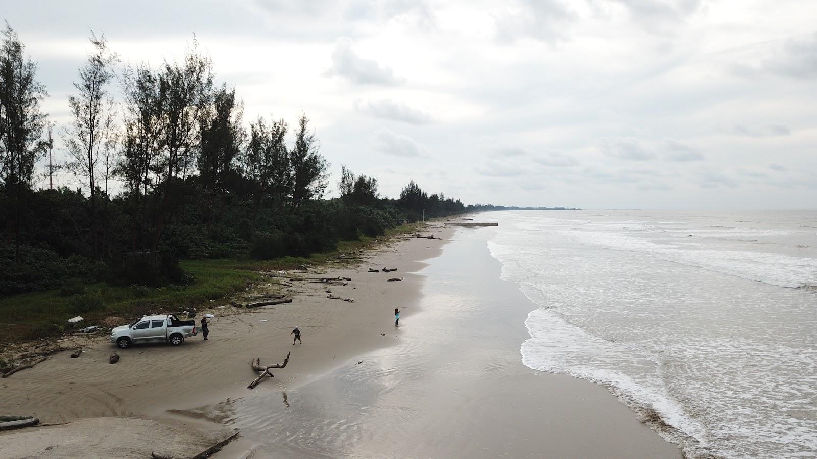 Sandee Belait Beach Photo