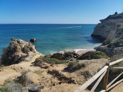 Sandee - Praia Dos Beijinhos