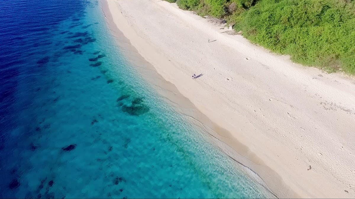 Sandee Badoc Island White Beach Photo