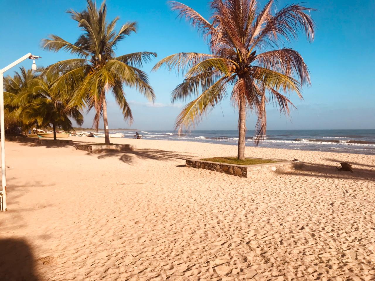 Sandee Kayankerni Beach Photo