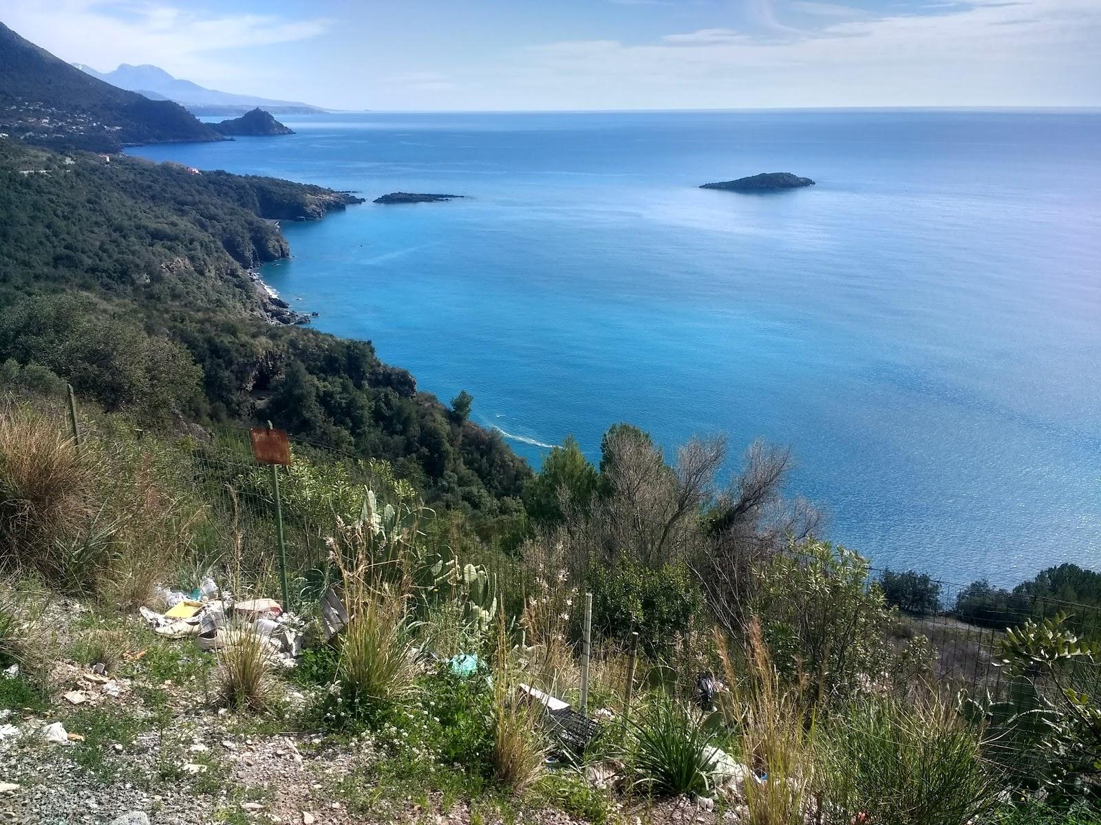 Sandee Spiaggia Di Funnicu Reggiu Photo