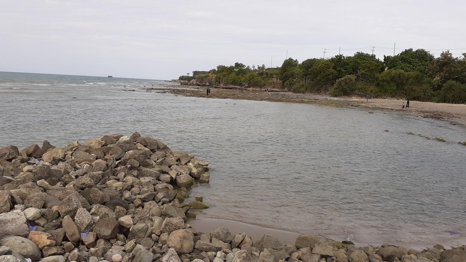 Sandee Pantai Sluke