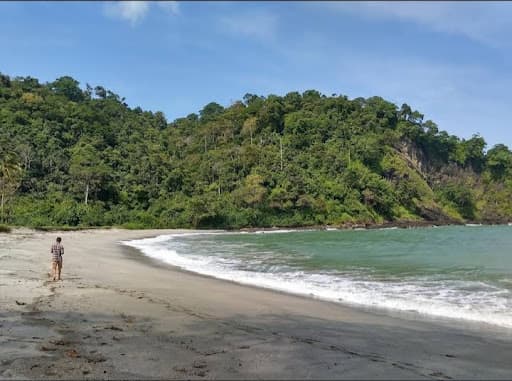 Sandee Pantai Kali Kencana Photo