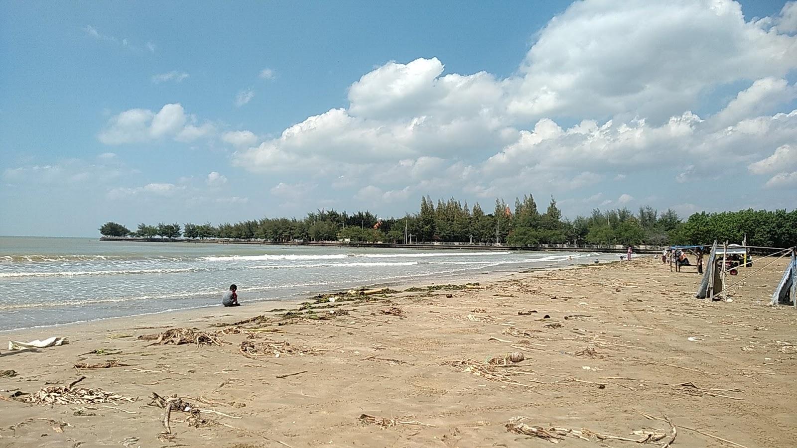 Sandee Pantai Terminal Baru Tuban