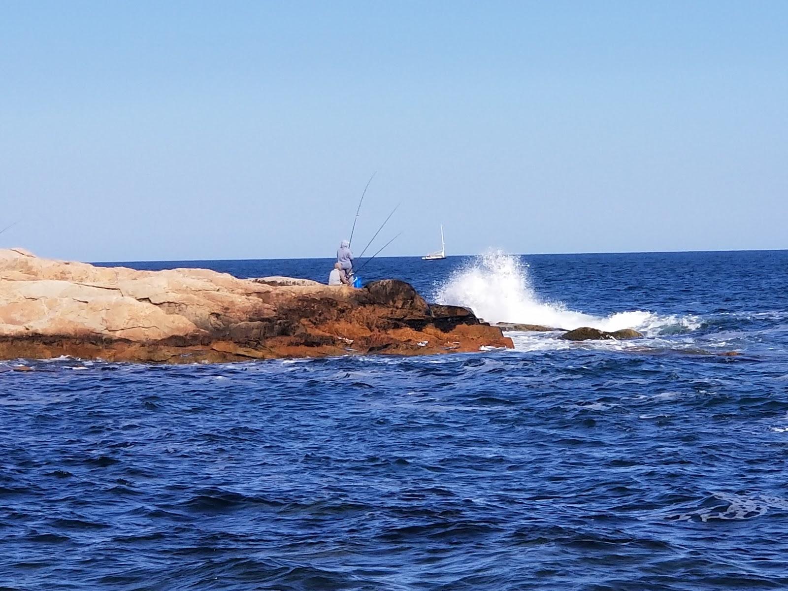 Sandee - Bass Rock Rd Waterfront Public Access Point