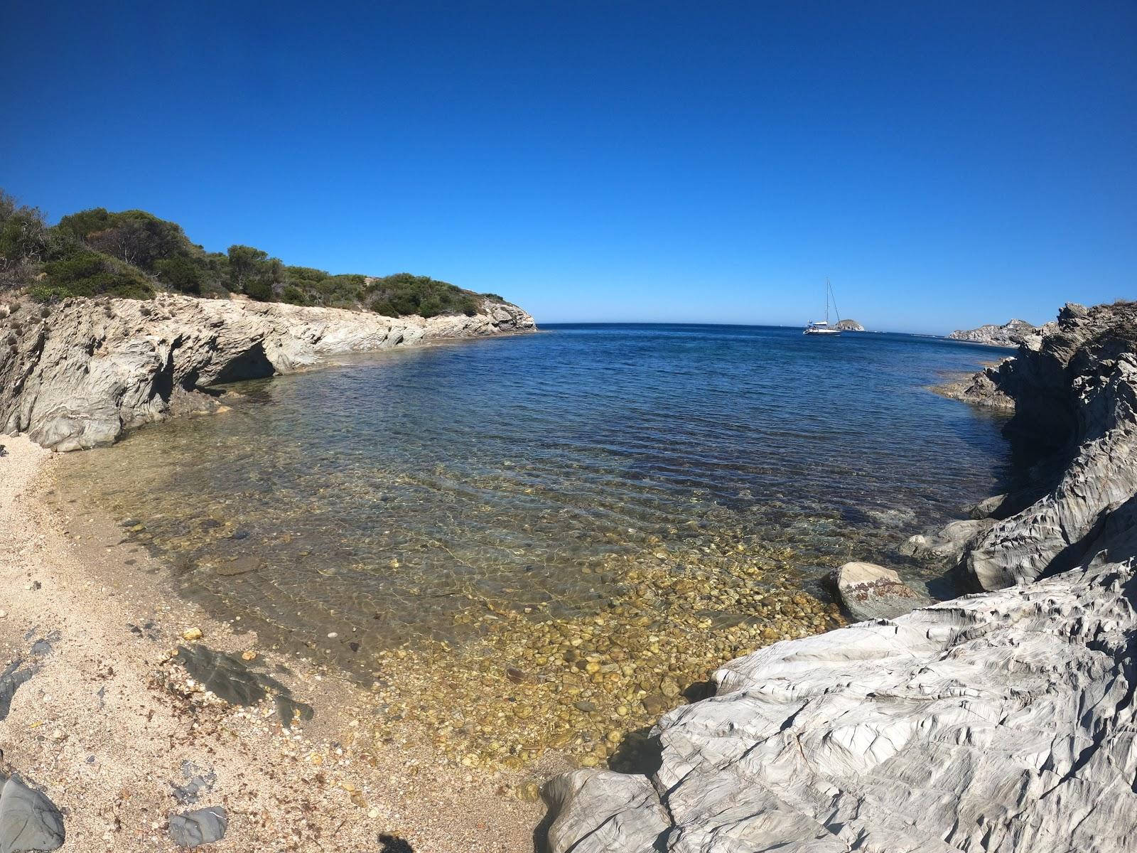 Sandee Calanque De L'Oustaou De Diou