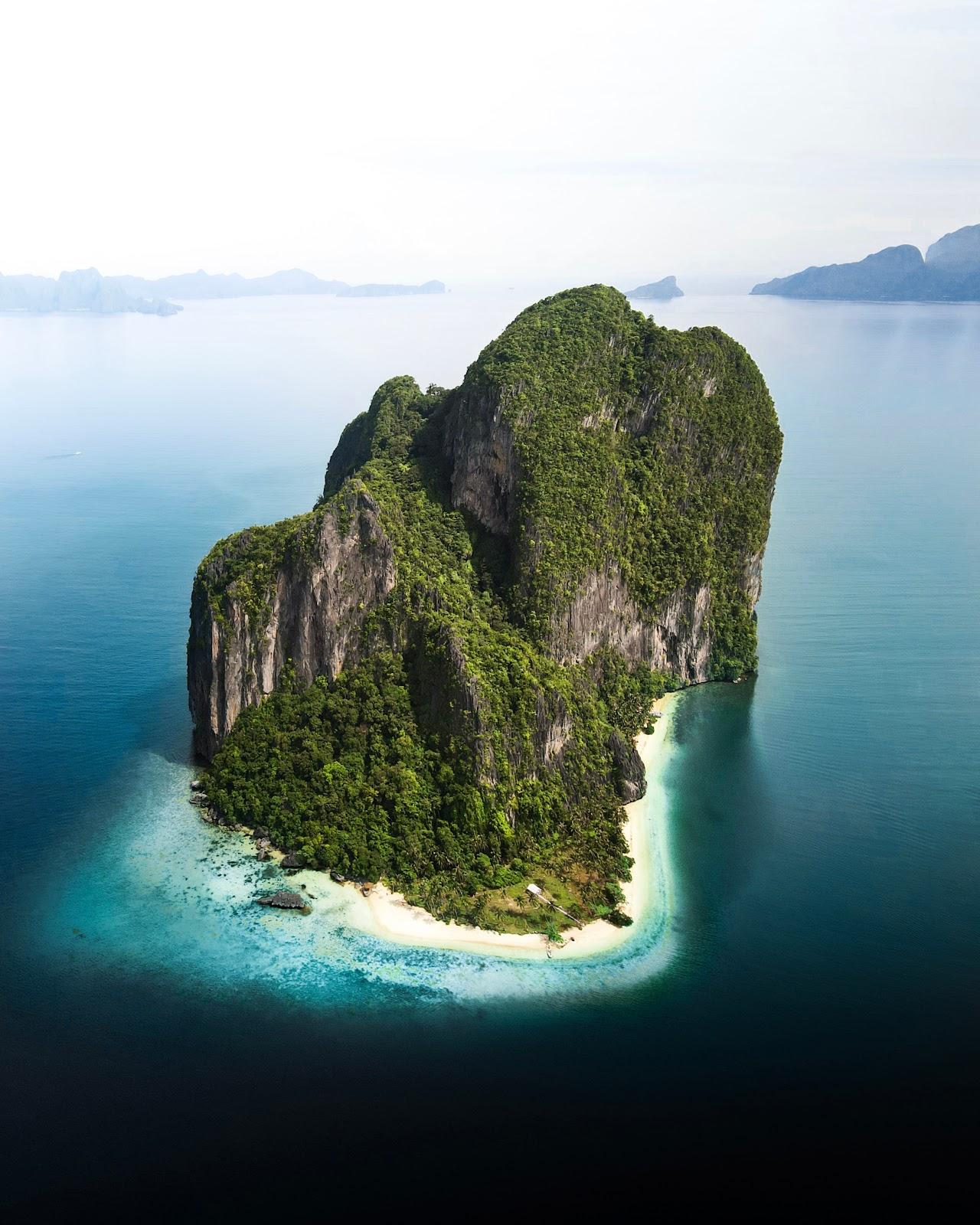 Sandee Pinagbuyutan Island