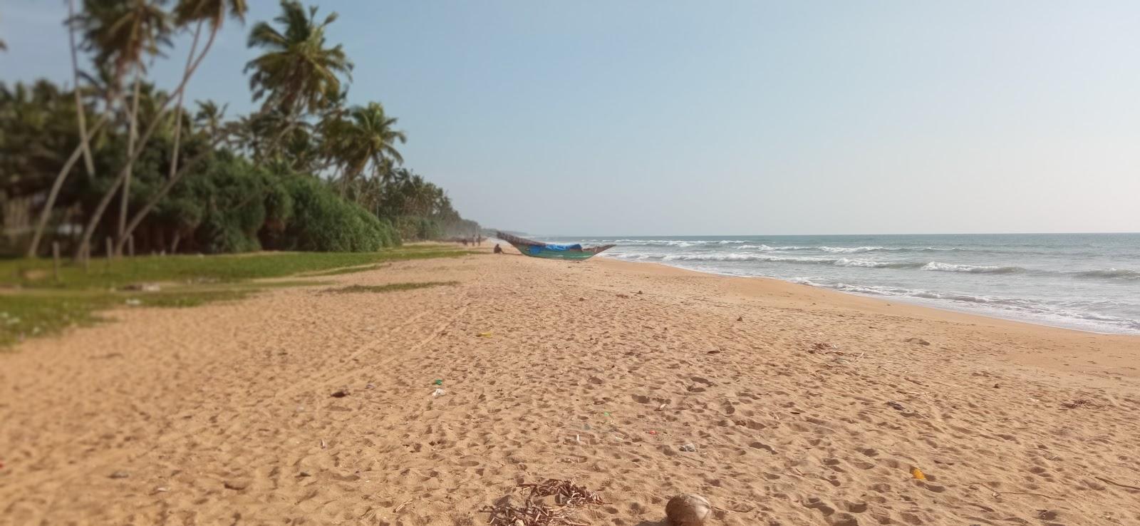 Sandee Wadduwa