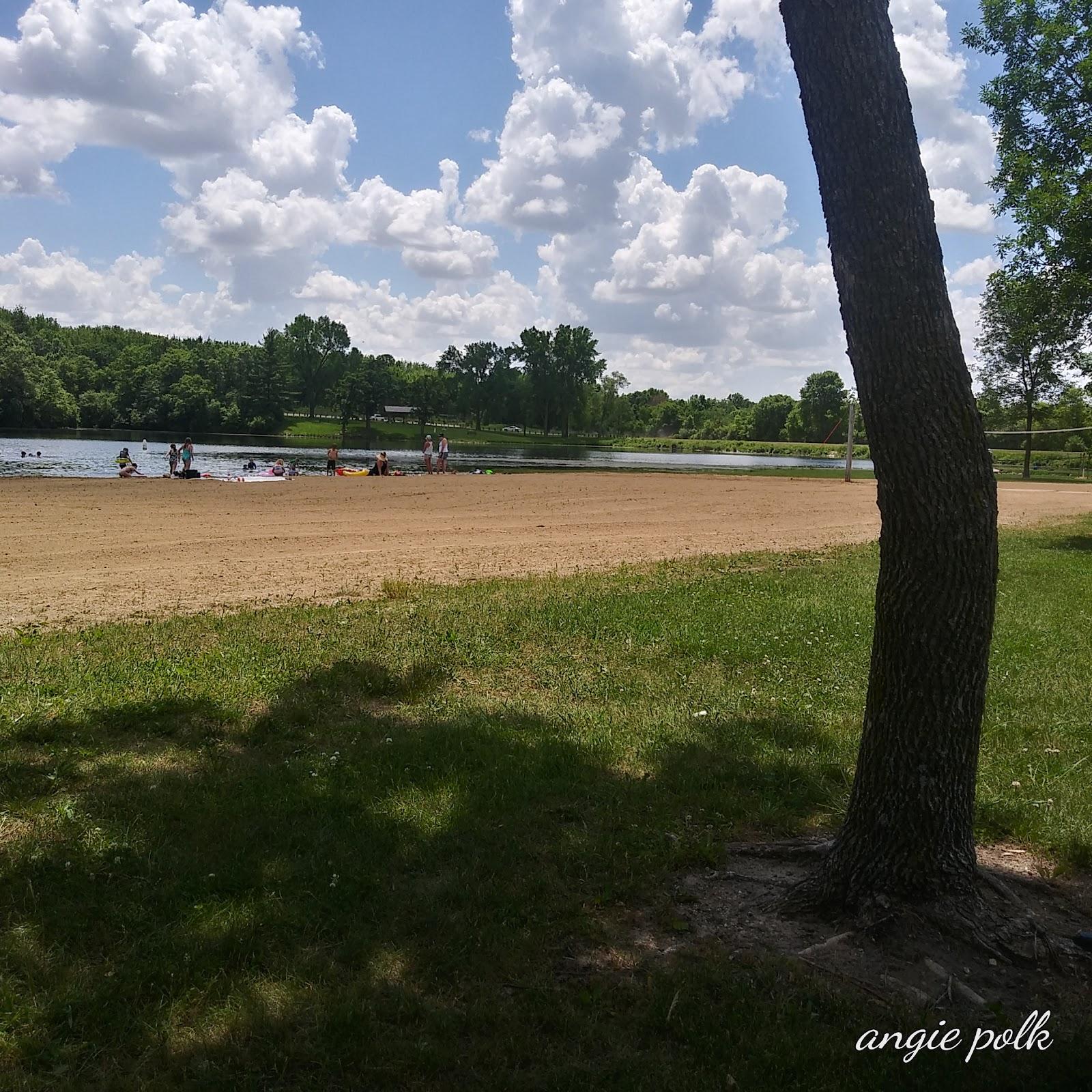 Sandee Lake Hendricks Park