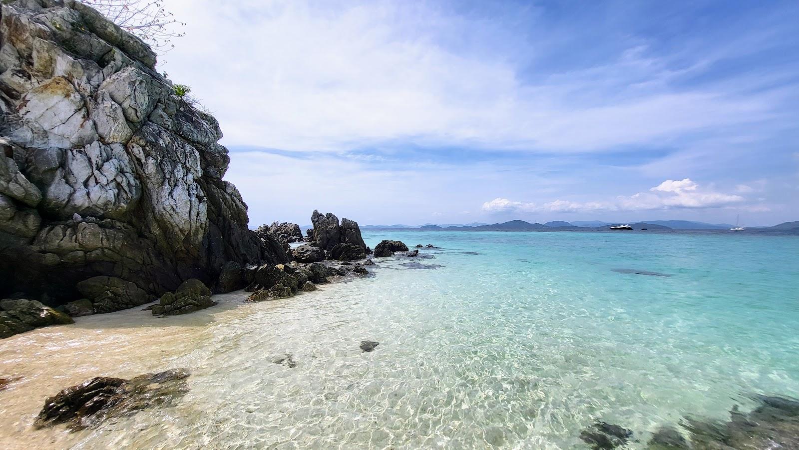 Sandee Khai Island