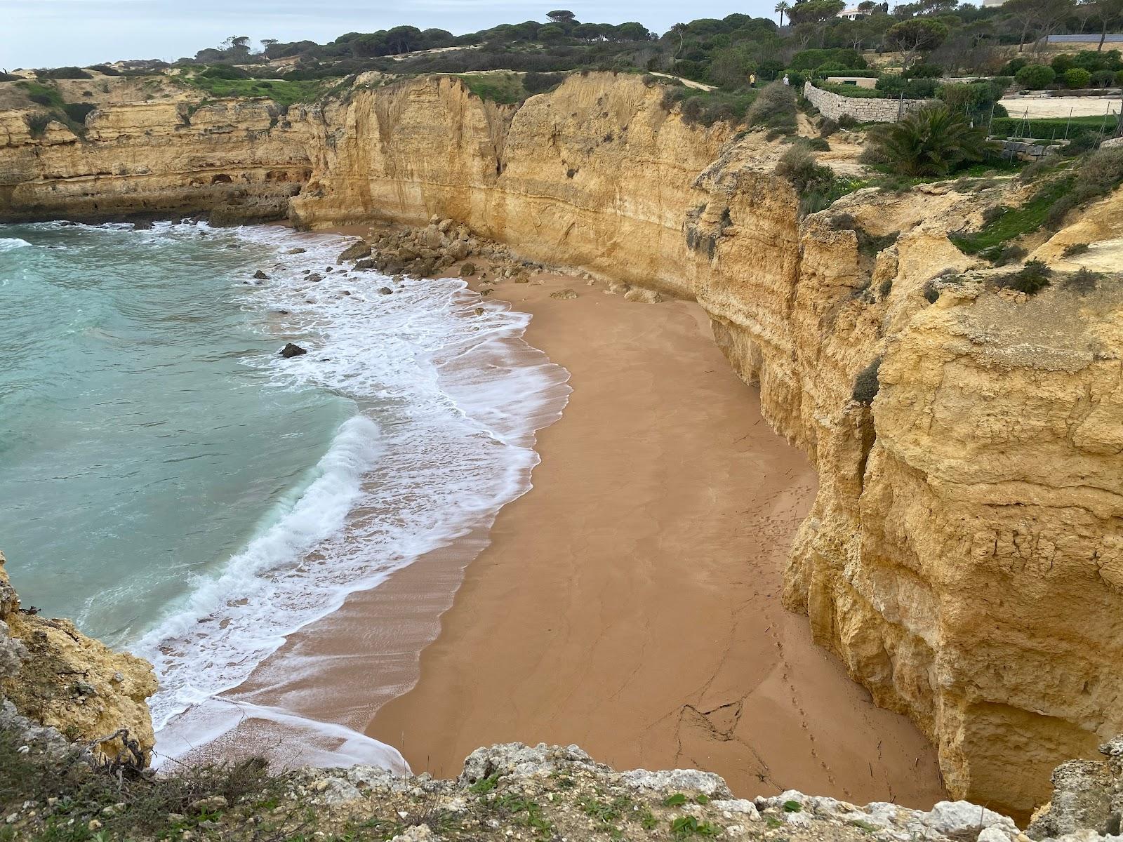 Sandee - Praia Do Ninho De Andorinha