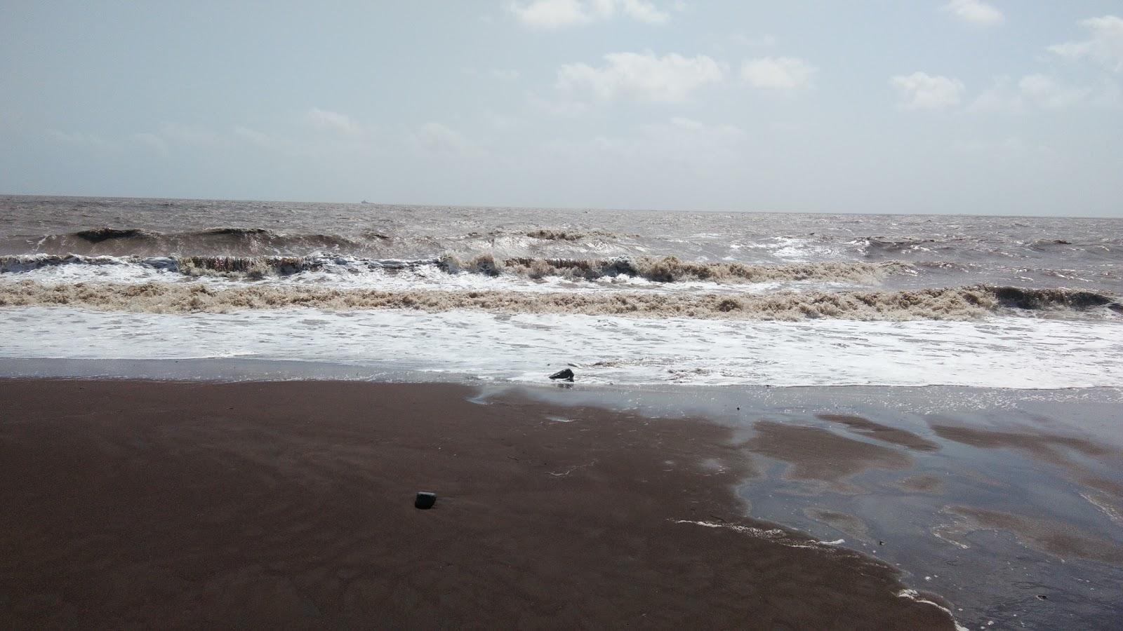Sandee Hazira Beach