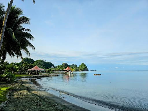 Sandee Caluwayan Palm Island Resort And Restaurant Photo