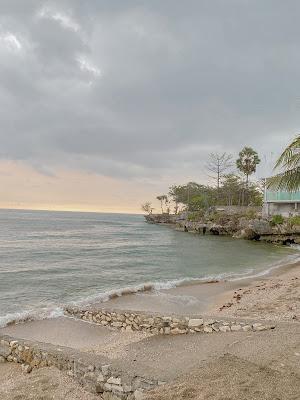 Sandee - Punaga Beach