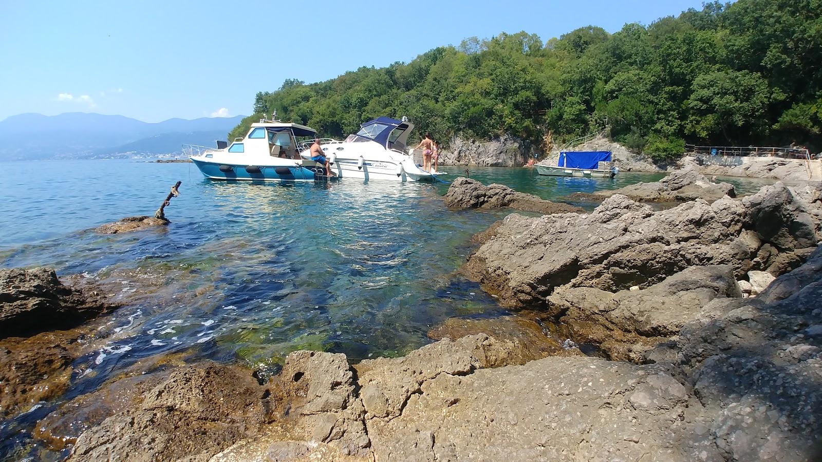 Sandee Plaza Razbojna